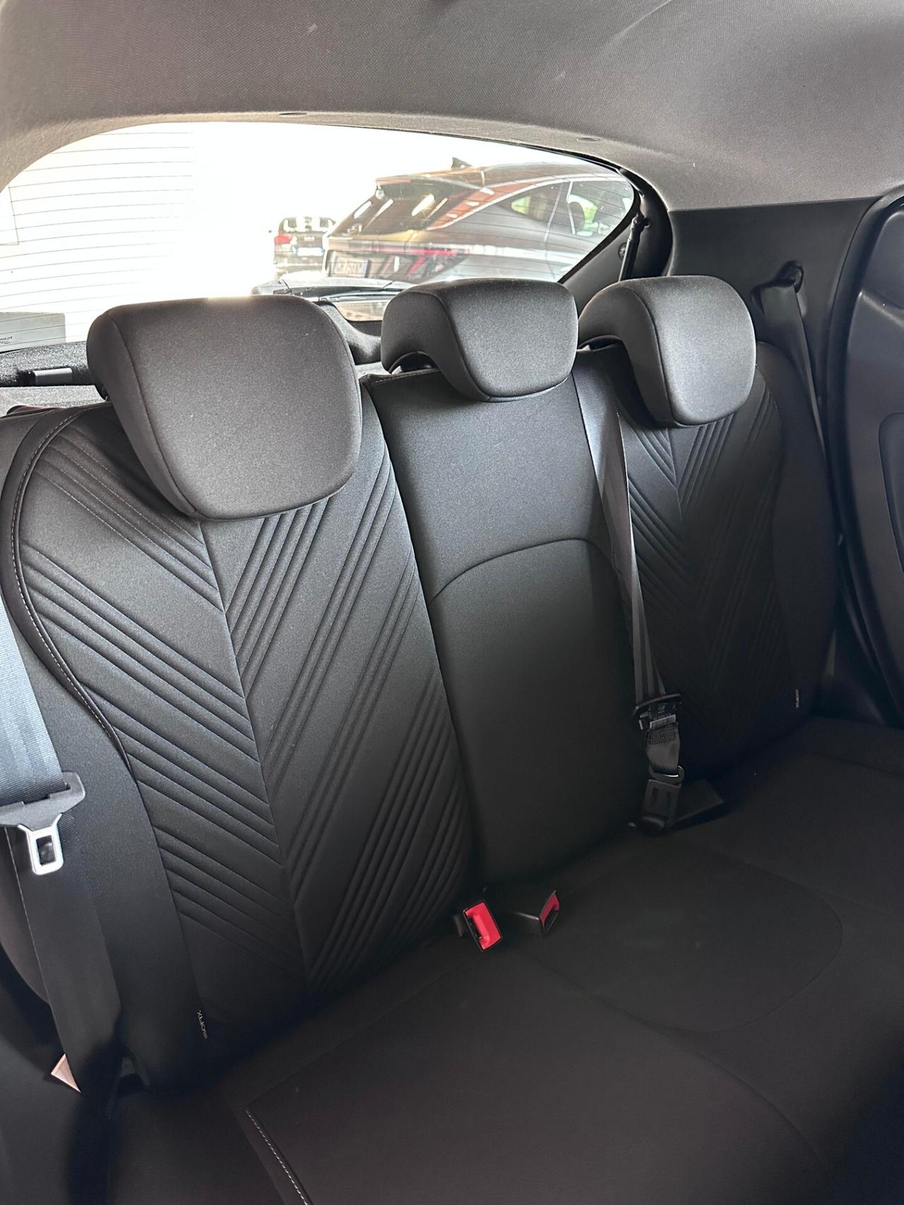 Lancia Ypsilon 1.0 FireFly 5 porte S&S Hybrid Ecochic Gold