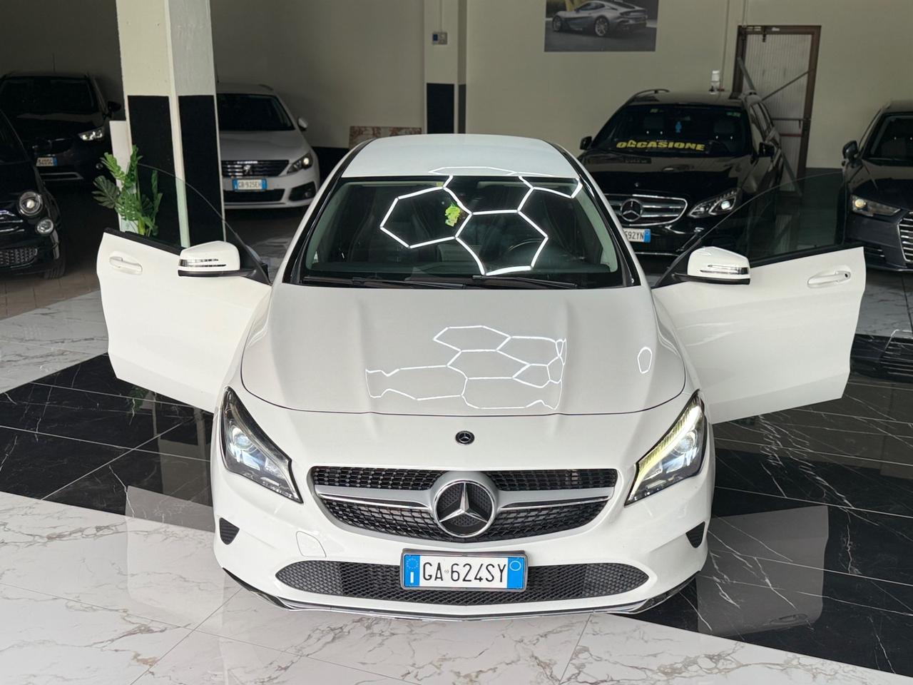Mercedes-benz CLA 200 d S.W. Automatic Premium