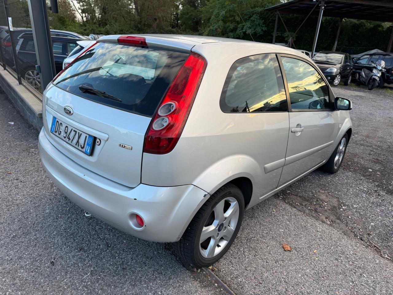 Ford Fiesta 1.4 TDCi 3p. Ghia
