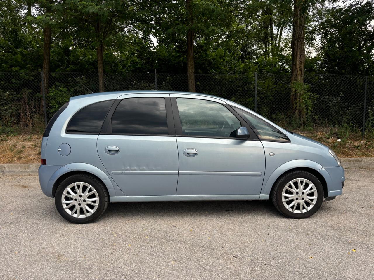 Opel Meriva 1.4 COSMO GPL
