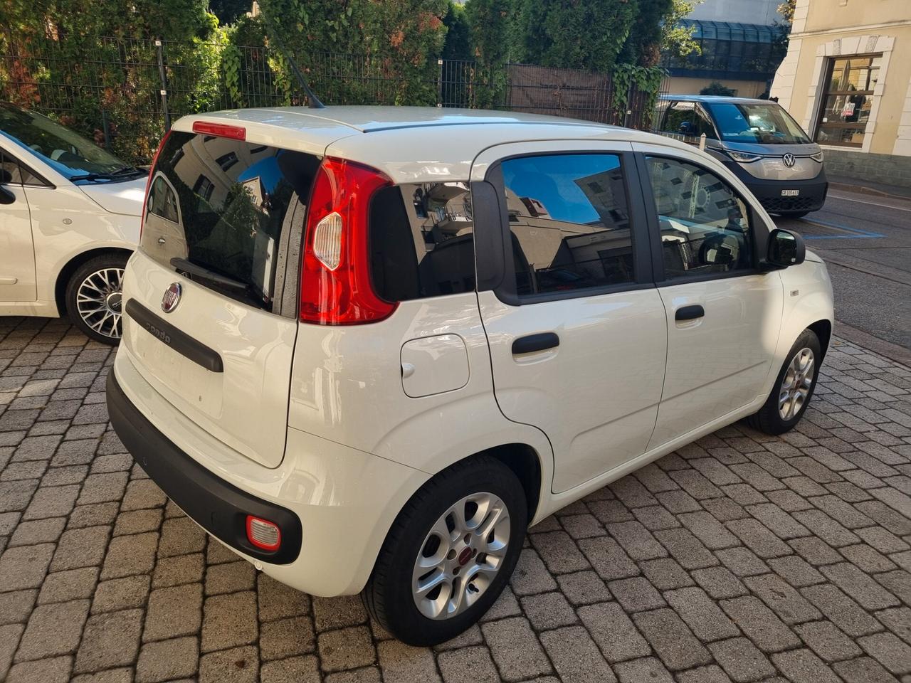 Fiat Panda 1.2 Lounge 69cv anno2018 km64000 neopat