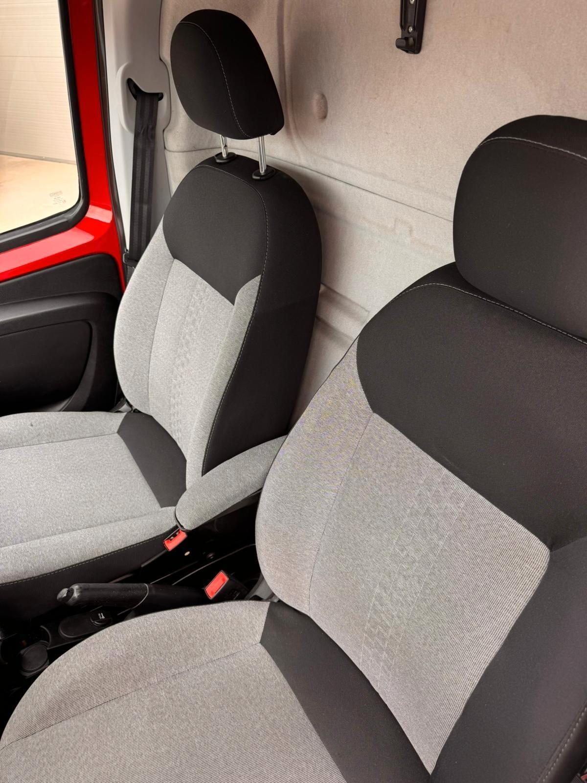 Fiat Fiorino 1.3 MJT 95CV Cargo Adventure CON ATTREZZATURA
