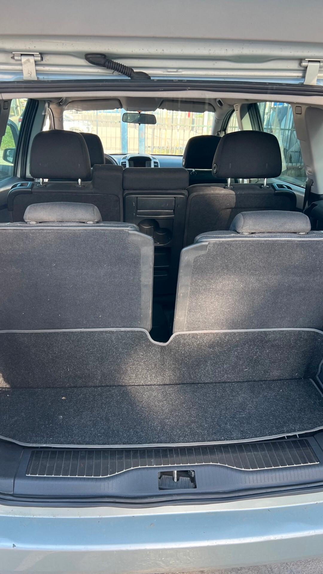Opel Zafira 1.6 16V ecoM 94CV Cosmo