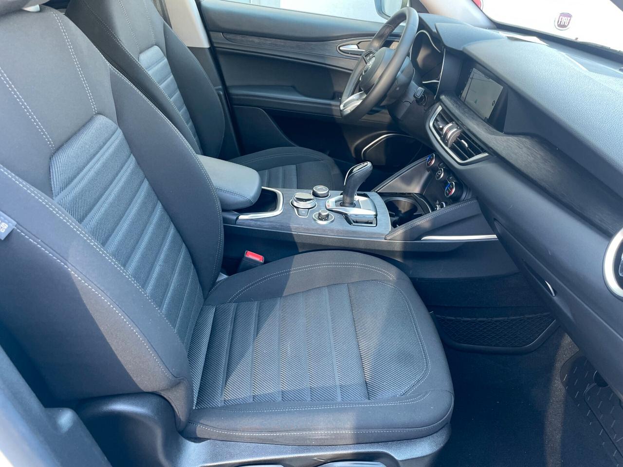 Alfa Romeo Stelvio 2.2 Turbodiesel 160 CV AT8 RWD Business