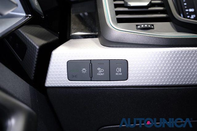 AUDI A1 CITYCARVER 30 TFSI S TRONIC IDENTITY CONTRAST