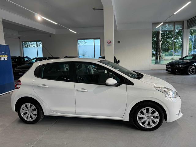 PEUGEOT 208 1.4 HDi 68 CV 5 porte Mix