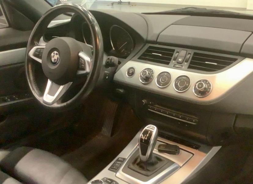 Bmw Z4 185CV Steptronic – PELLE NERA NAVY SENSORI SOLO 53.000 km