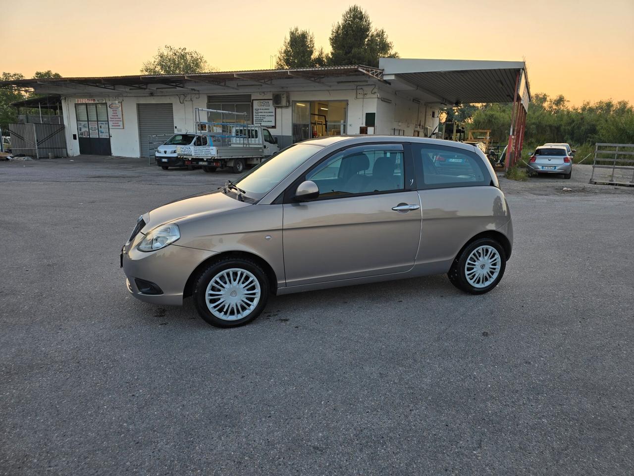 Lancia Ypsilon 1.2 Argento