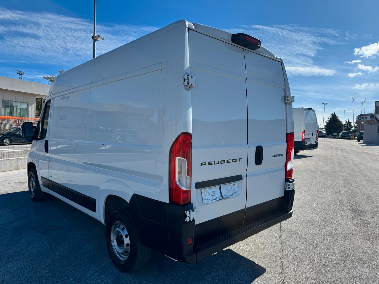 Peugeot Boxer 35 L2H2 2.2 diesel 140cv 18.000 + IVA