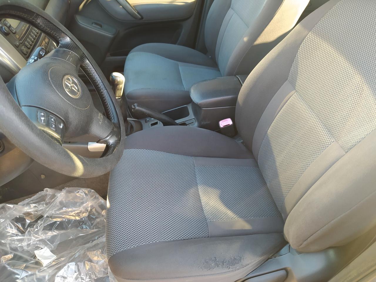 Toyota RAV 4 RAV4 2.0 Tdi D-4D cat 5 porte Sol