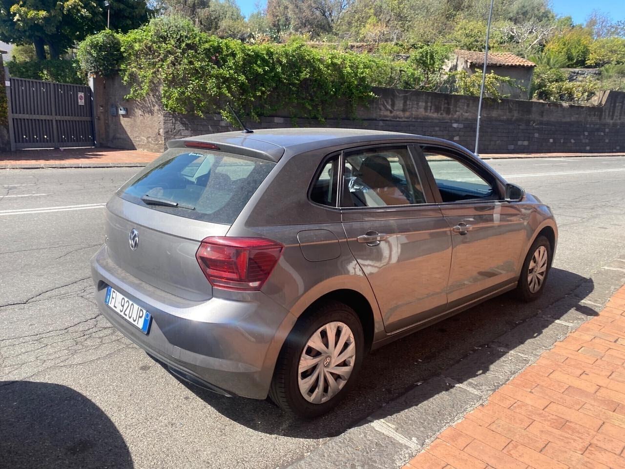 Volkswagen Polo business 1.0 mpi 5p comfortline bl