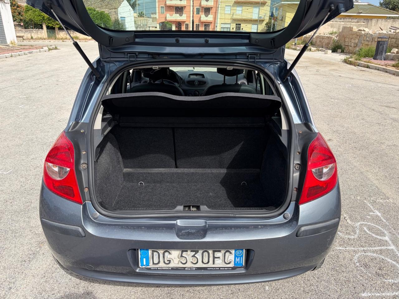 Renault Clio 1.2 16V 5 porte