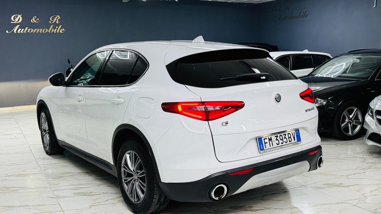 Alfa Romeo Stelvio 2.2 Turbodiesel 210 CV AT8 Q4 Super