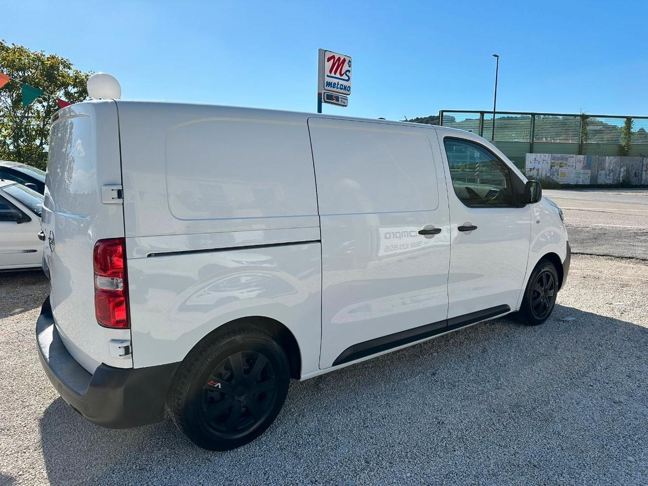 OPEL Vivaro L2H1 1.5d 120cv Essentia S&S mt6