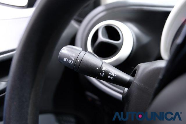 SMART ForTwo 70 1.0 TWINAMIC TETTO PANORAMA NEOPATENTATI