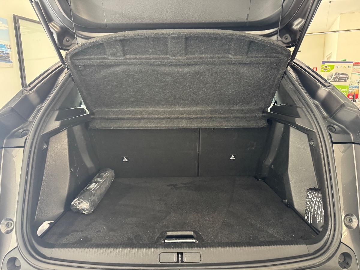 PEUGEOT 2008 BlueHDi 110 S&S Active UNICO PROP/ IVA DEDUCIBILE/ CAR PLAY