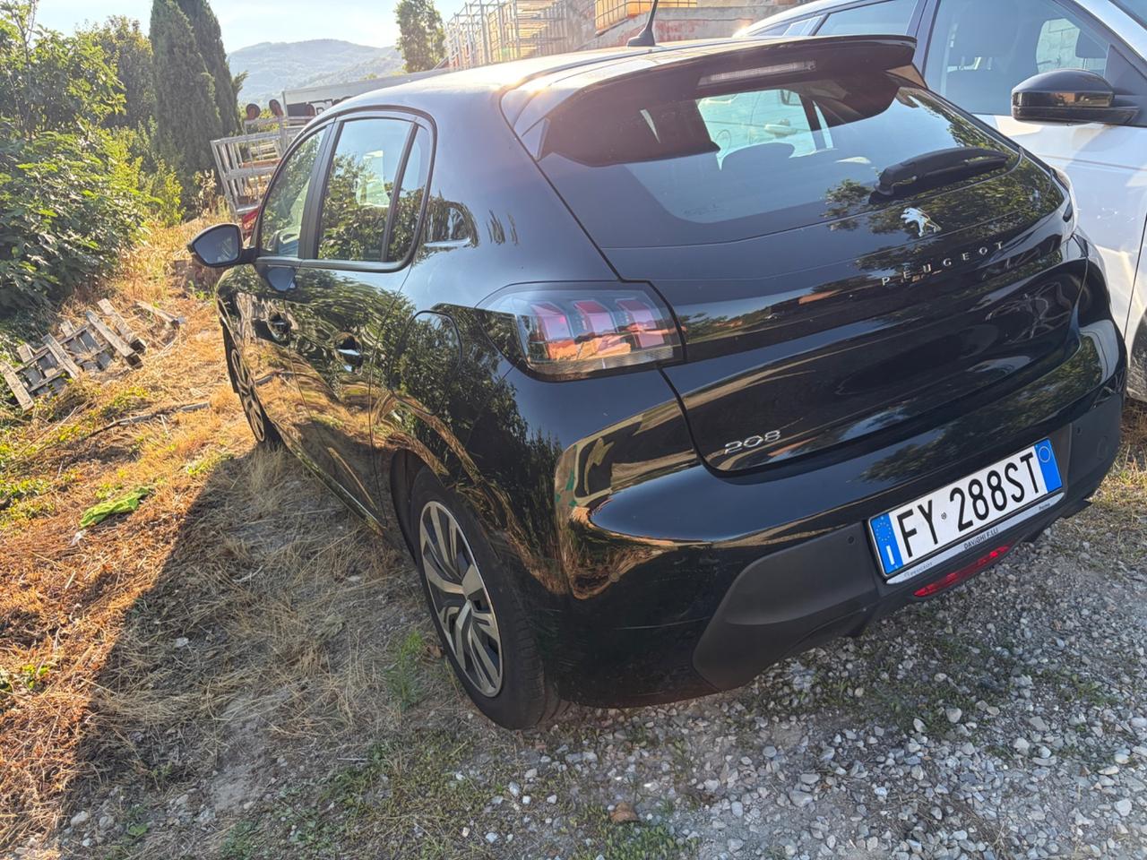 Peugeot 208 PureTech 1.2 65MILA KM INCIDENTATA