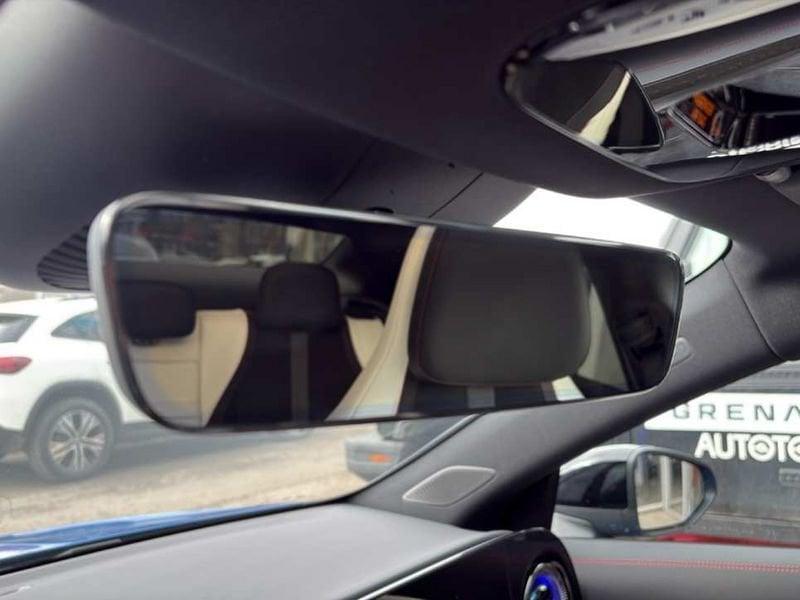 Mercedes-Benz CLA 200 Automatic 4Matic Coupé AMG Line