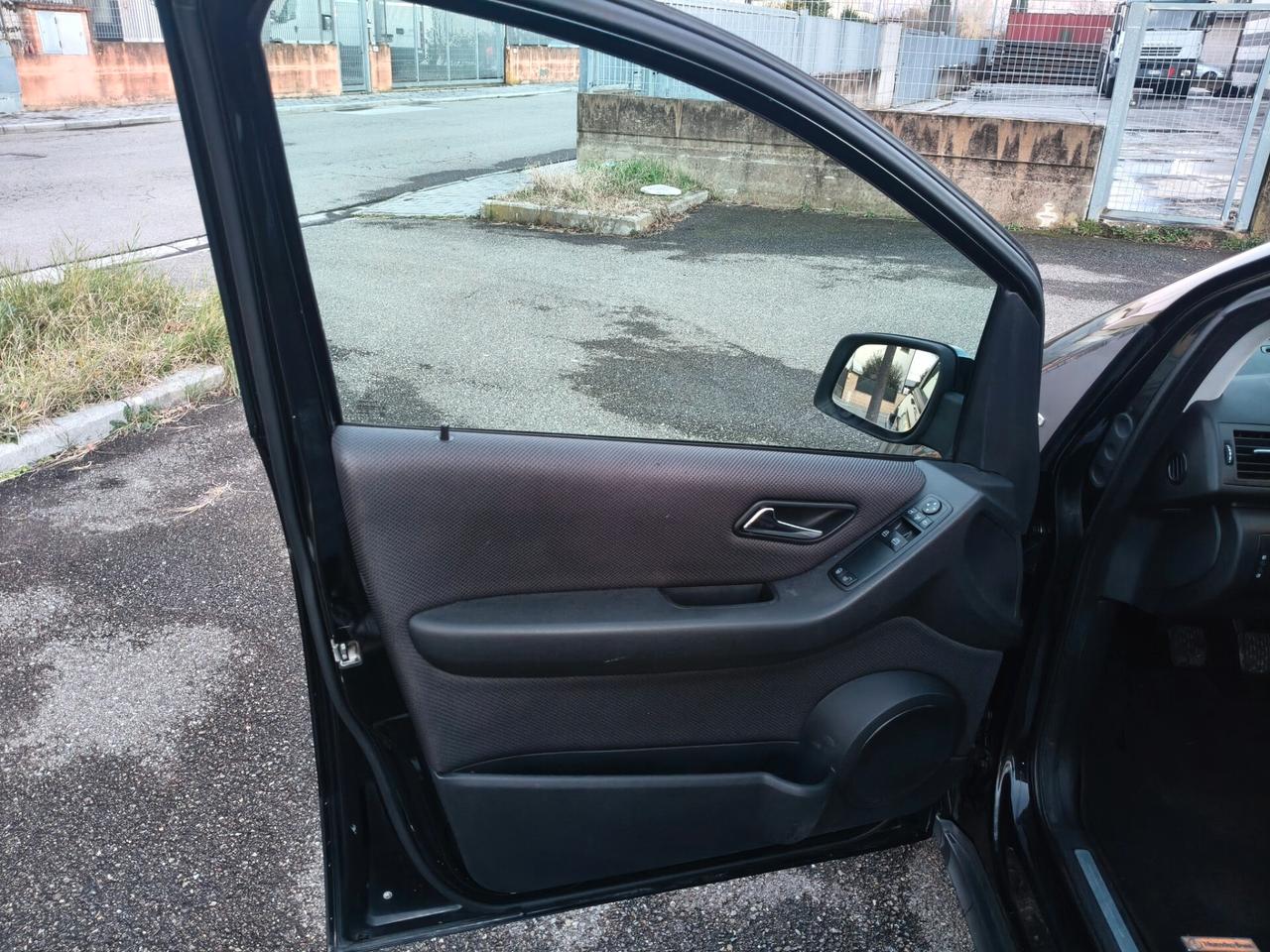 Mercedes A 160 del 2011 SOLAMENTE 139.000 KM