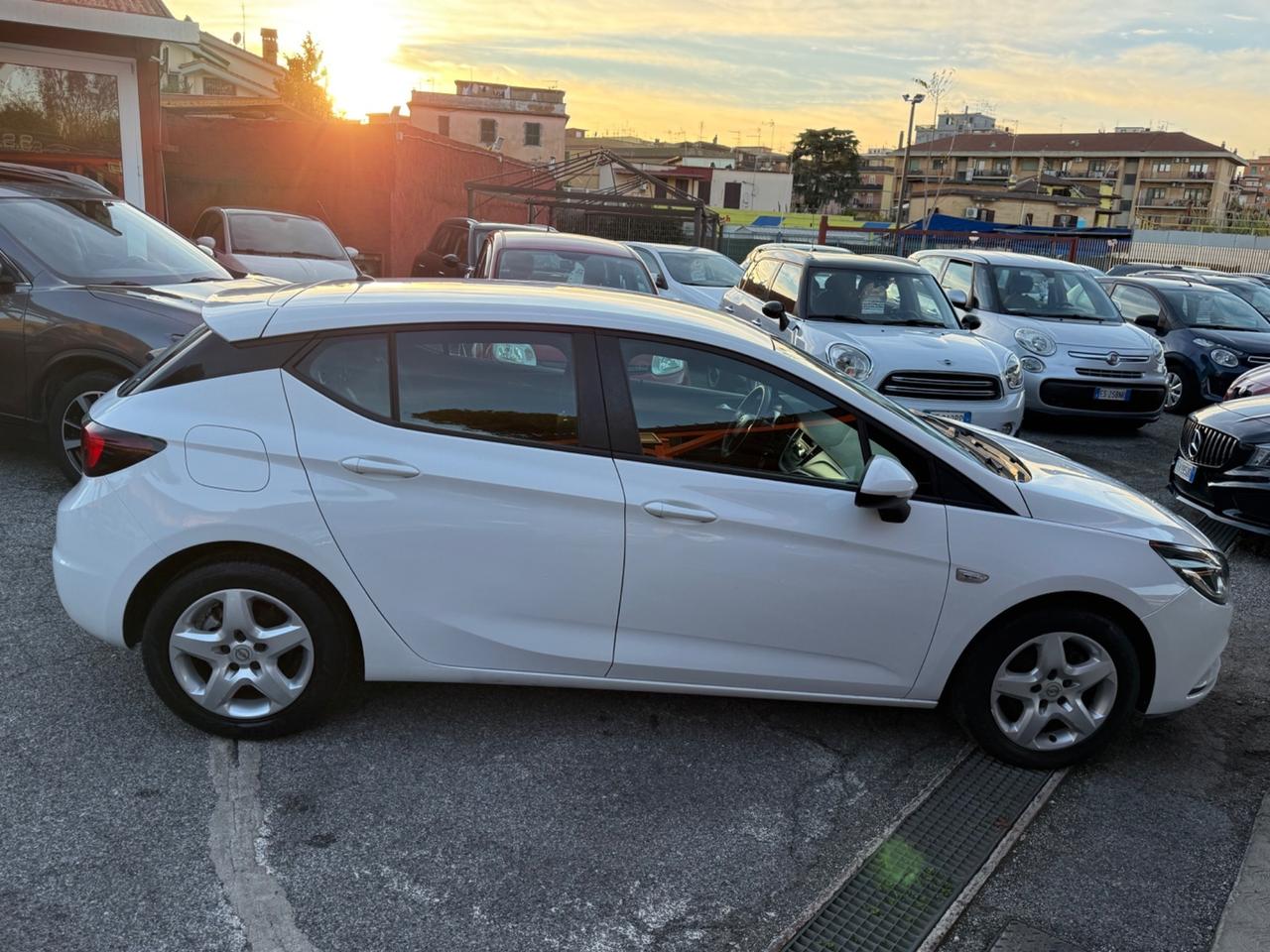 Astra 1.4 / 5 porte /Cosmo/unipro/rate/permute/