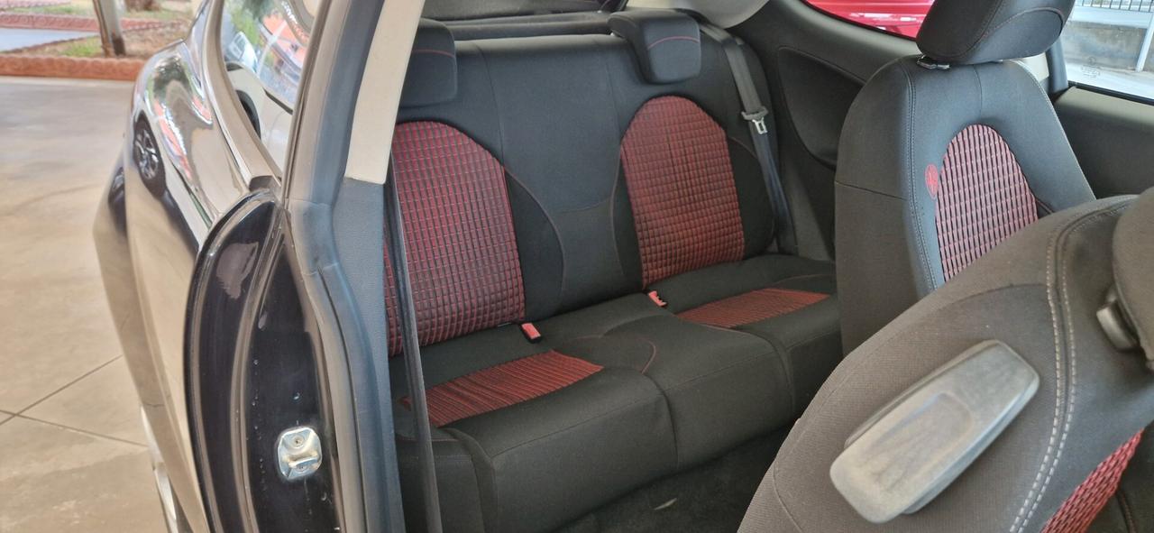 Alfa Romeo MiTo 1.3 Mjt 95cv Distinctive Sport Pack