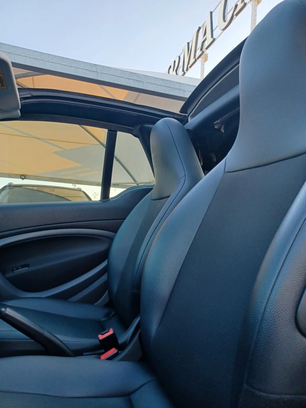 Smart ForTwo cabrio eq youngster