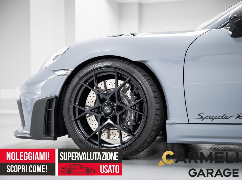 Porsche 718 Spyder RS