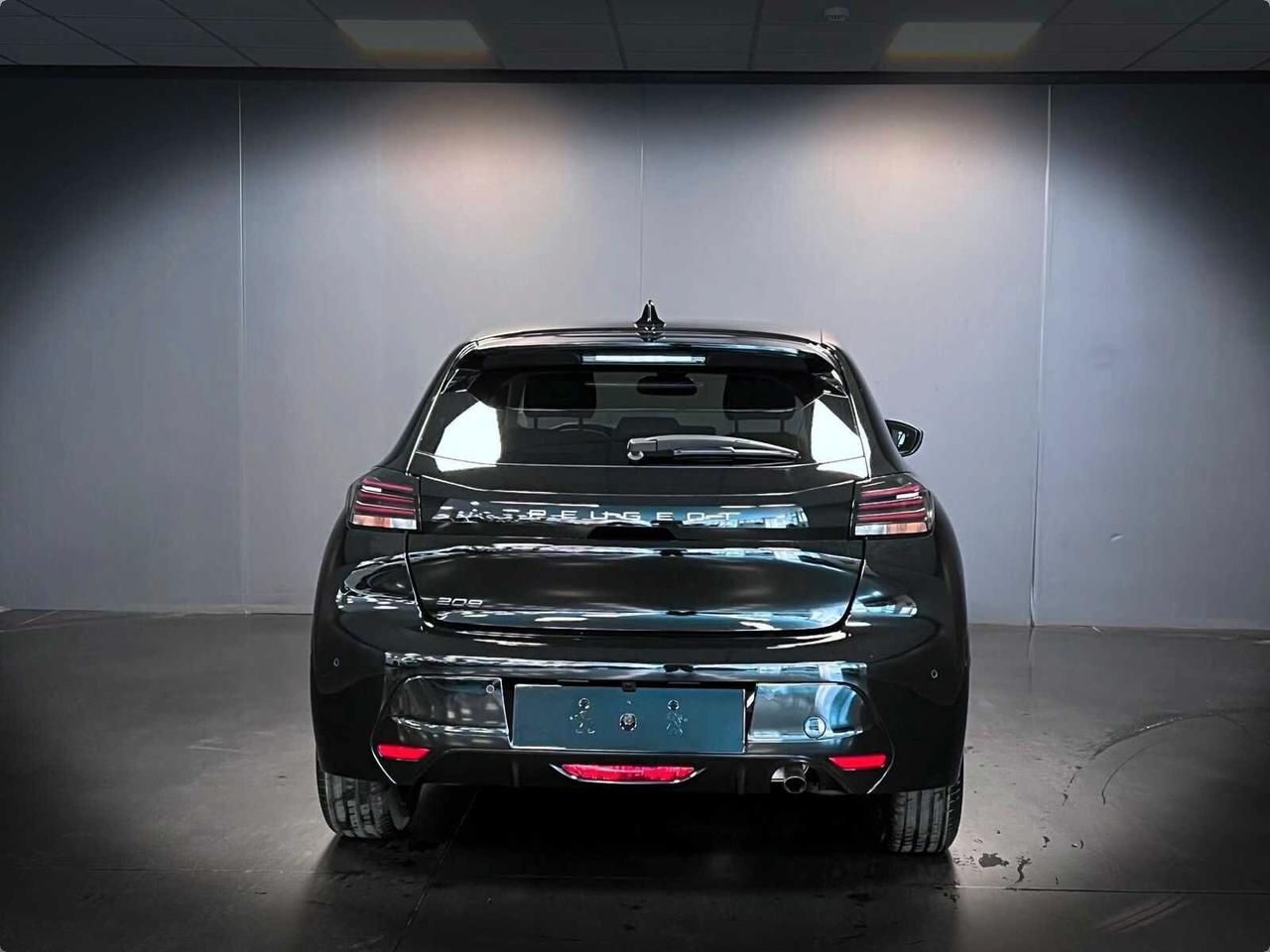 PEUGEOT 208 1.2 PURE TECH 100 CV ALLURE KM0