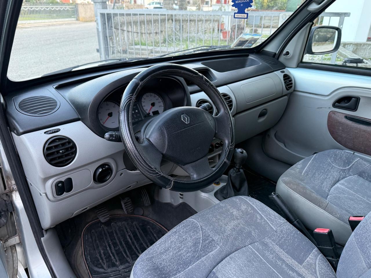 Renault Kangoo 4p. Autocarro 1.2 PEDANA DISABILE