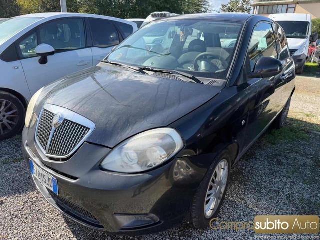 LANCIA Ypsilon 1.2 69 CV Unyca