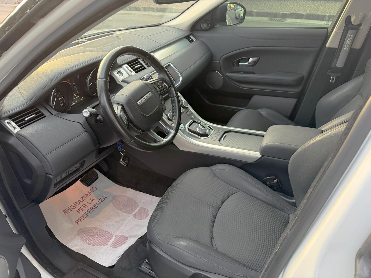 Land Rover Range Evoque 2.0 TD4 150 CV 5p. Pure