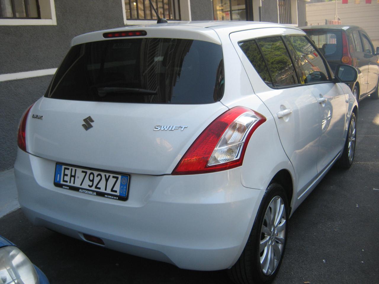 Suzuki Swift 1.2 VVT 5 porte 62000km AUTOEMILIA