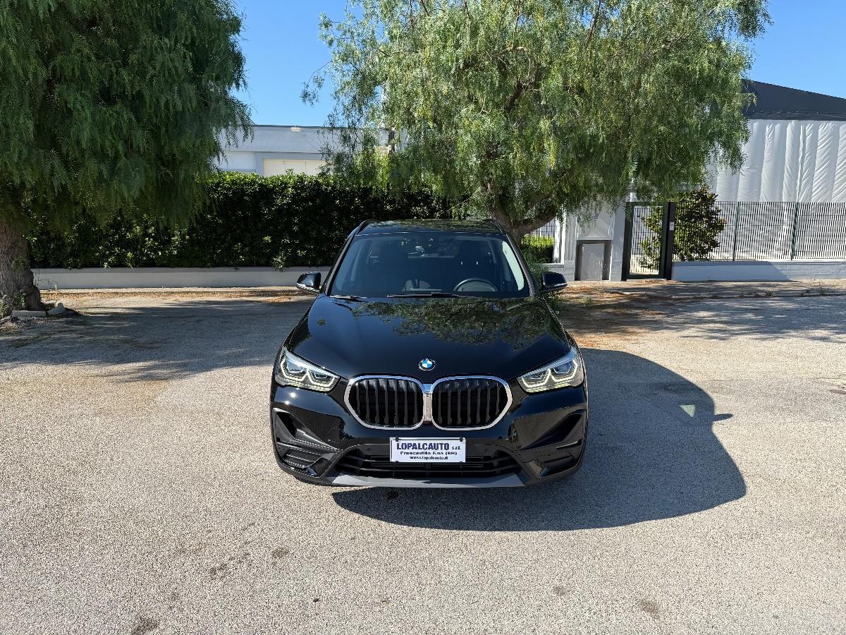 BMW - X1 - sDrive18d Business Advantage