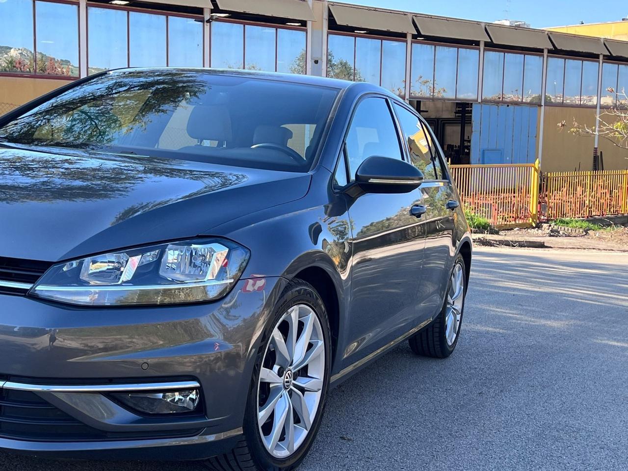 Volkswagen Golf 1.6 TDI 115 CV 5p. Highline BlueMotion Technology