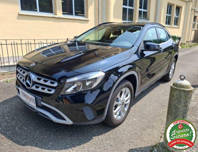 MERCEDES-BENZ GLA 200 d Automatic Business