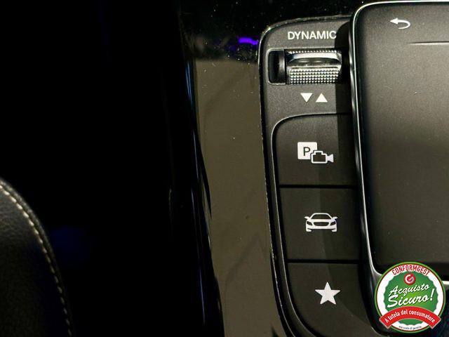 MERCEDES-BENZ CLA 200 d Automatic 4Matic Premium *TETTO*LUCI AMBIENTE*