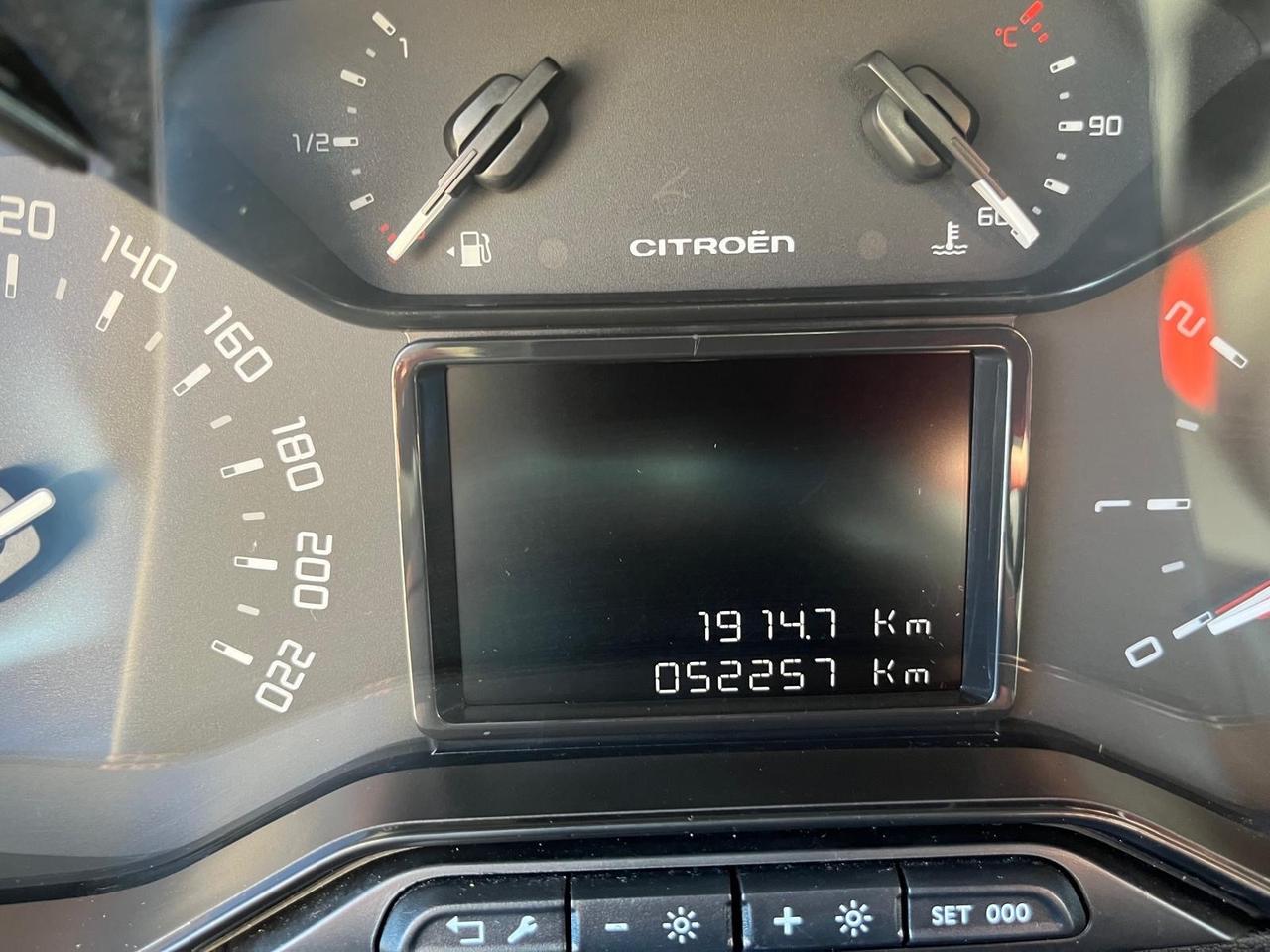 Citroen c3-1.5 hdi/100 cv-km 52000-2020