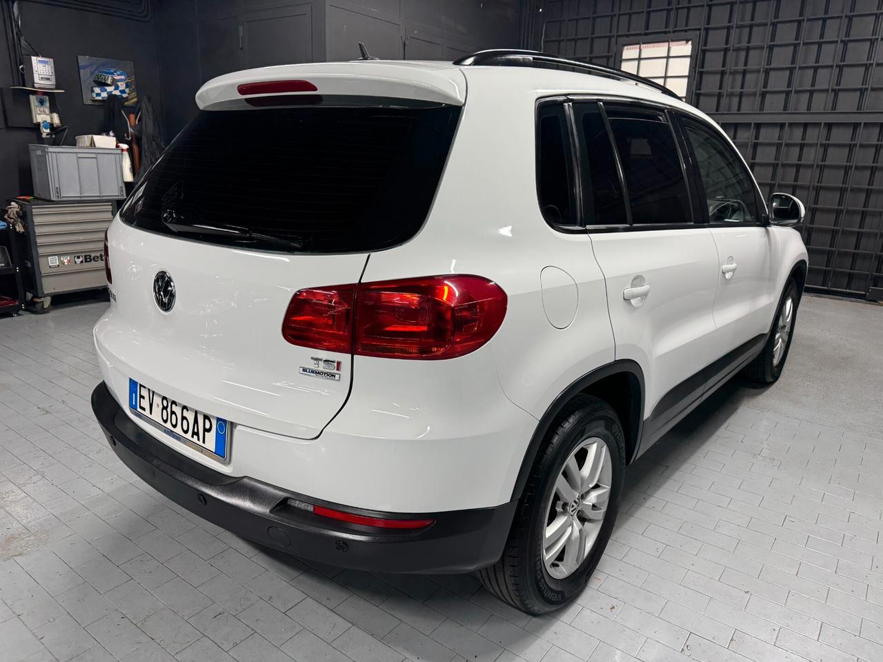 Volkswagen Tiguan 1.4 TSI 122 CV Trend & Fun BlueMotion Technology Neopatentati