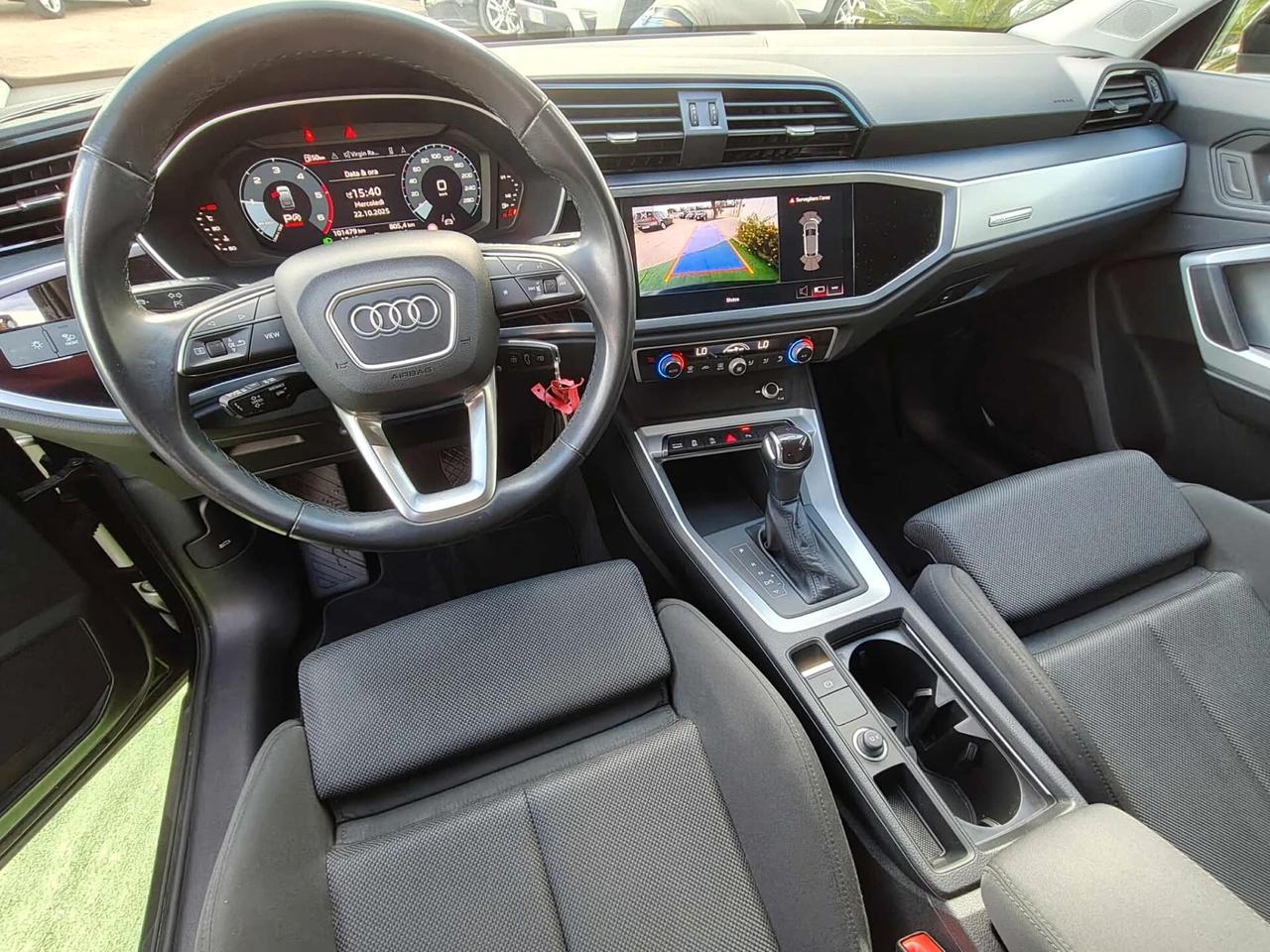 Audi Q3 SPB 35 TDI Identity Black S tronic - 2022