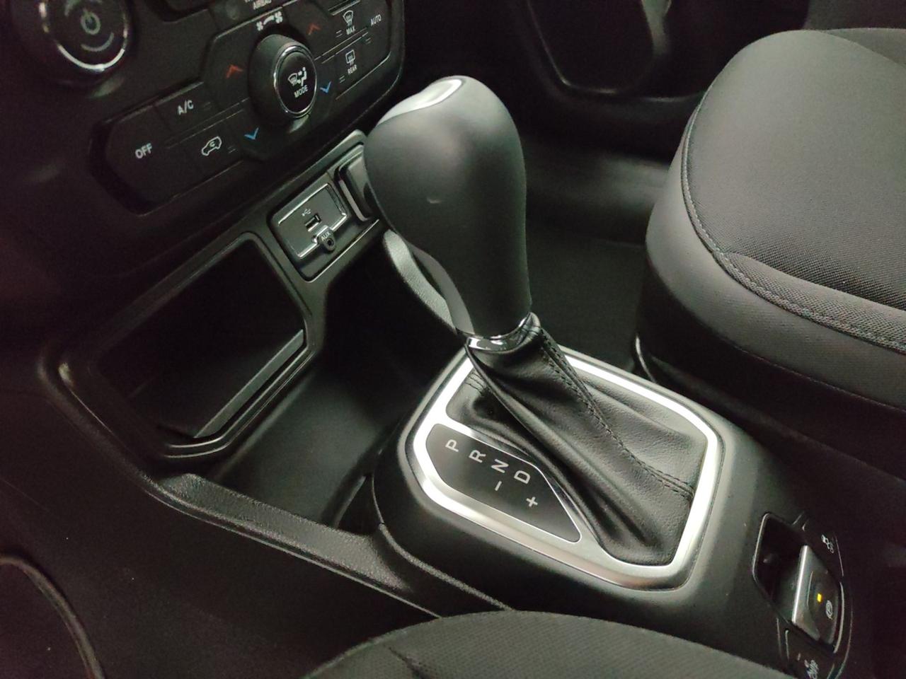 JEEP Renegade 2019 1.5 T4 130CV HYBRID LIMITED DCT 7