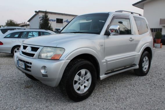 MITSUBISHI Pajero 3.2 16V DI-D 3p. GLS1