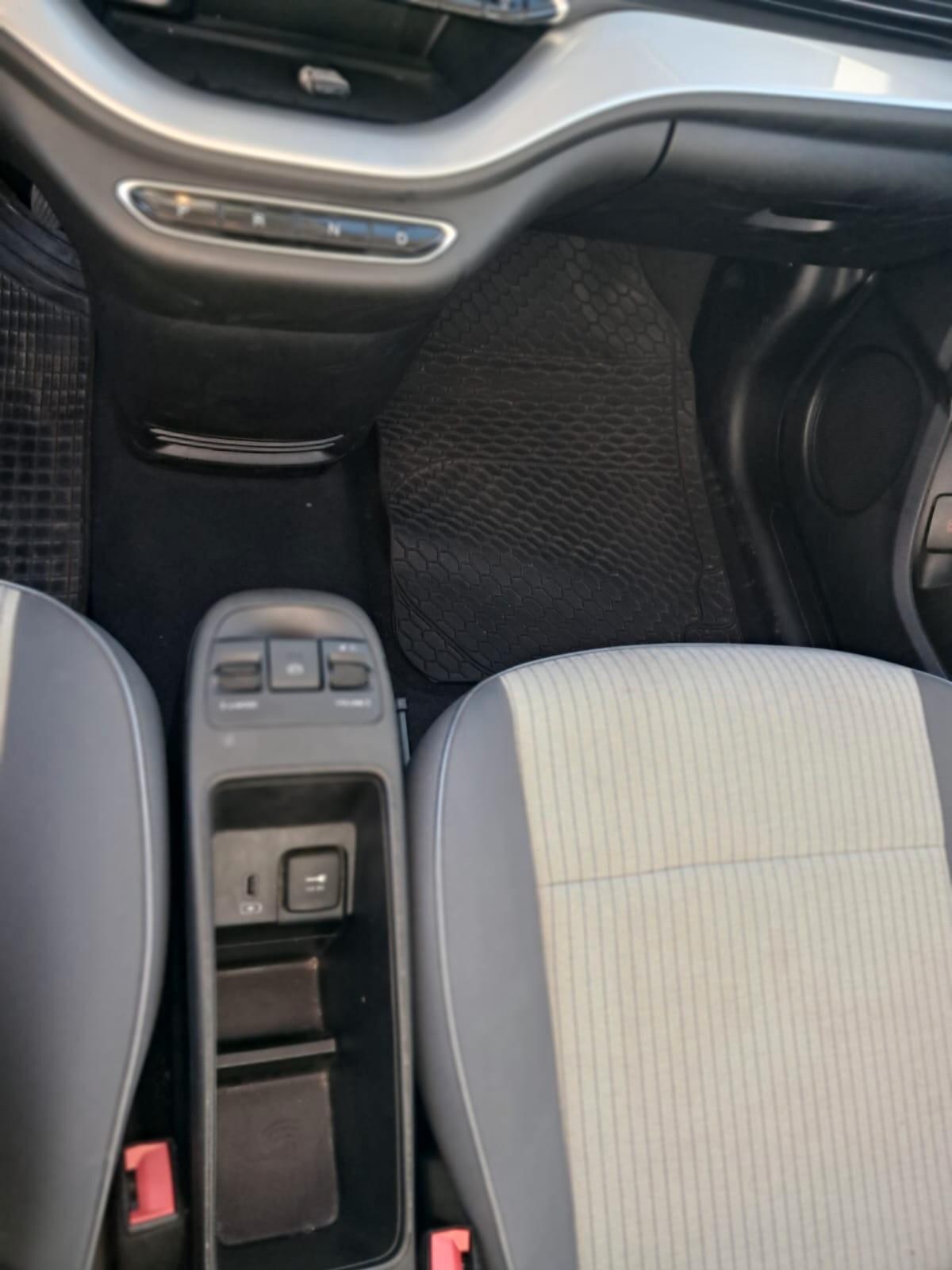 Fiat 500 500e Berlina 42 kWh La Prima