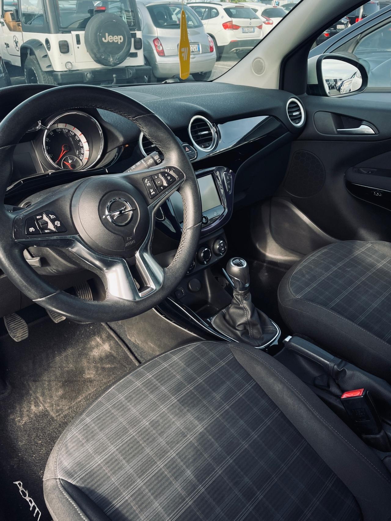 Opel Adam 1.2 GLAM