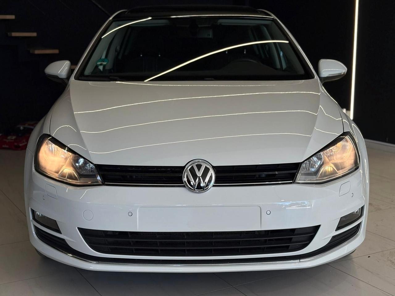 Volkswagen Golf 2.0 TDI 5p Lounge BlueMotion Technology Tetto Apribile