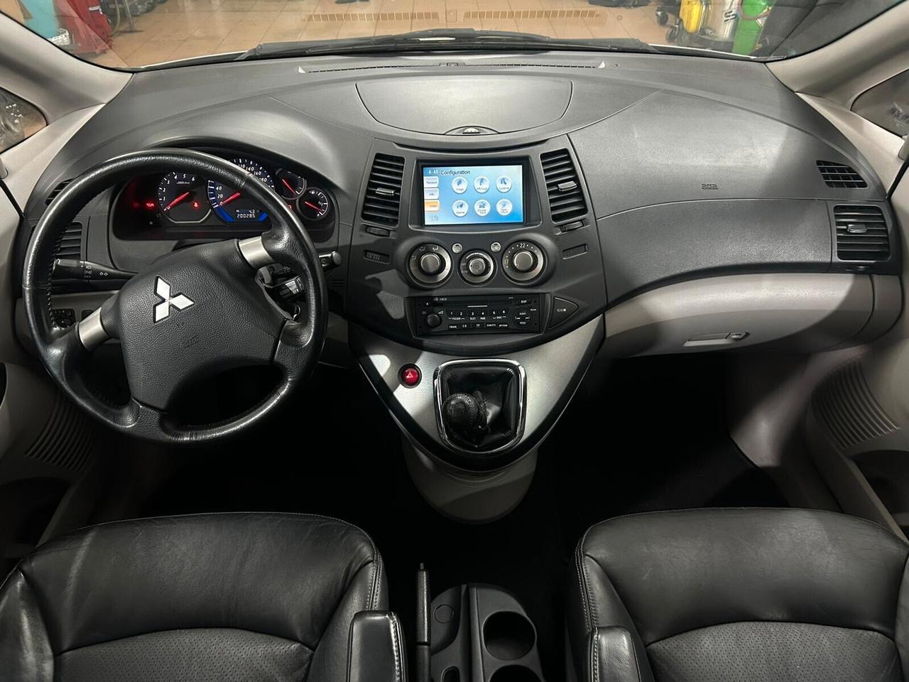 Mitsubishi Grandis 2.0 DI-D 7 posti Intense