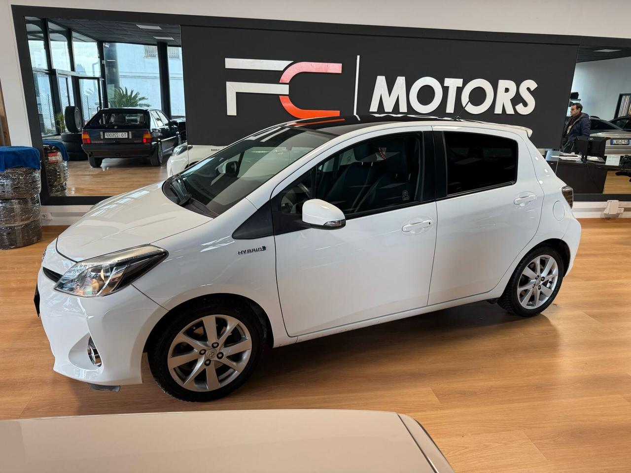 Toyota Yaris 1.5 Hybrid 5 porte Lounge