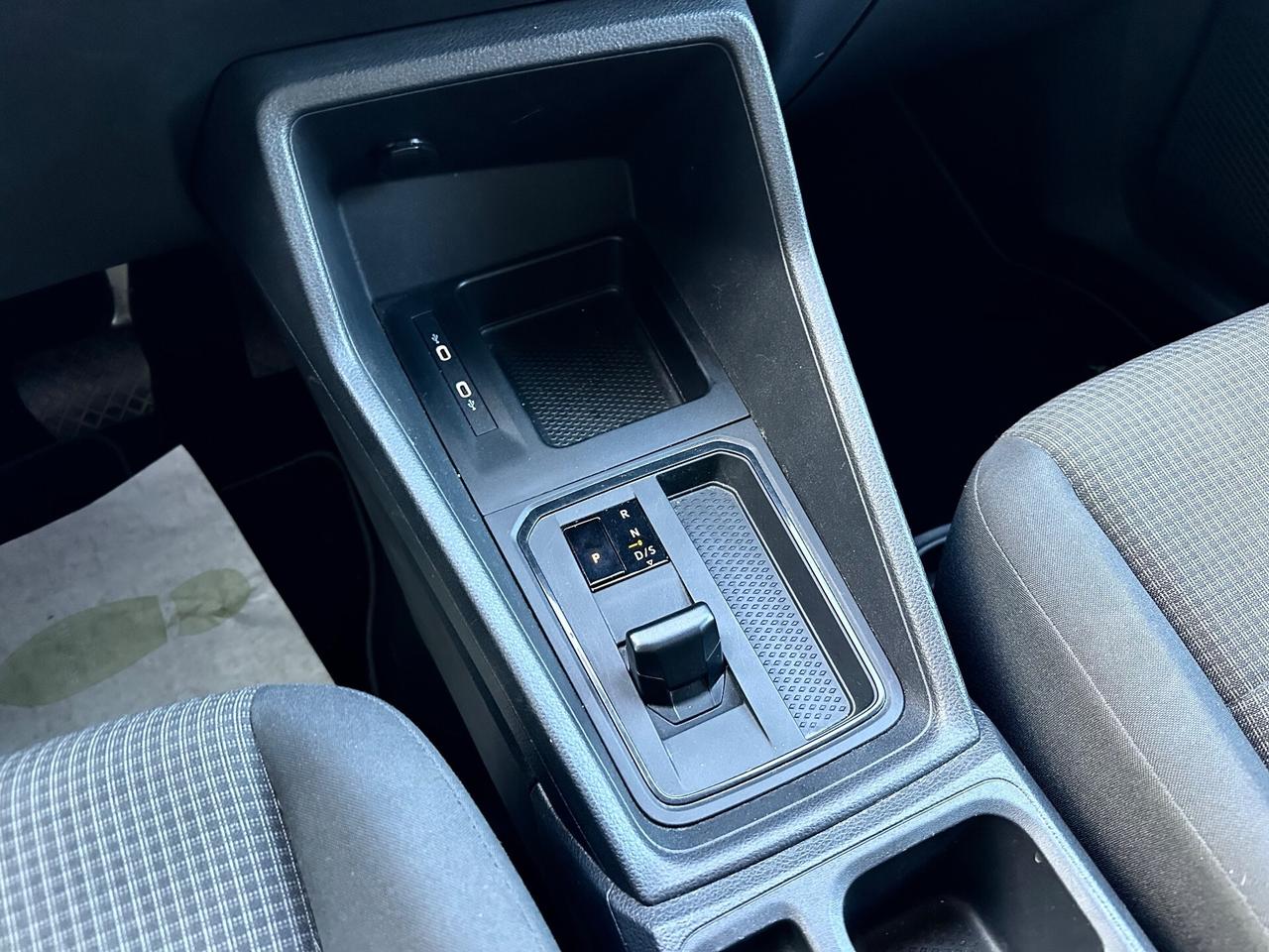 Volkswagen Caddy 2.0 TDI 122 CV DSG Space Maxi