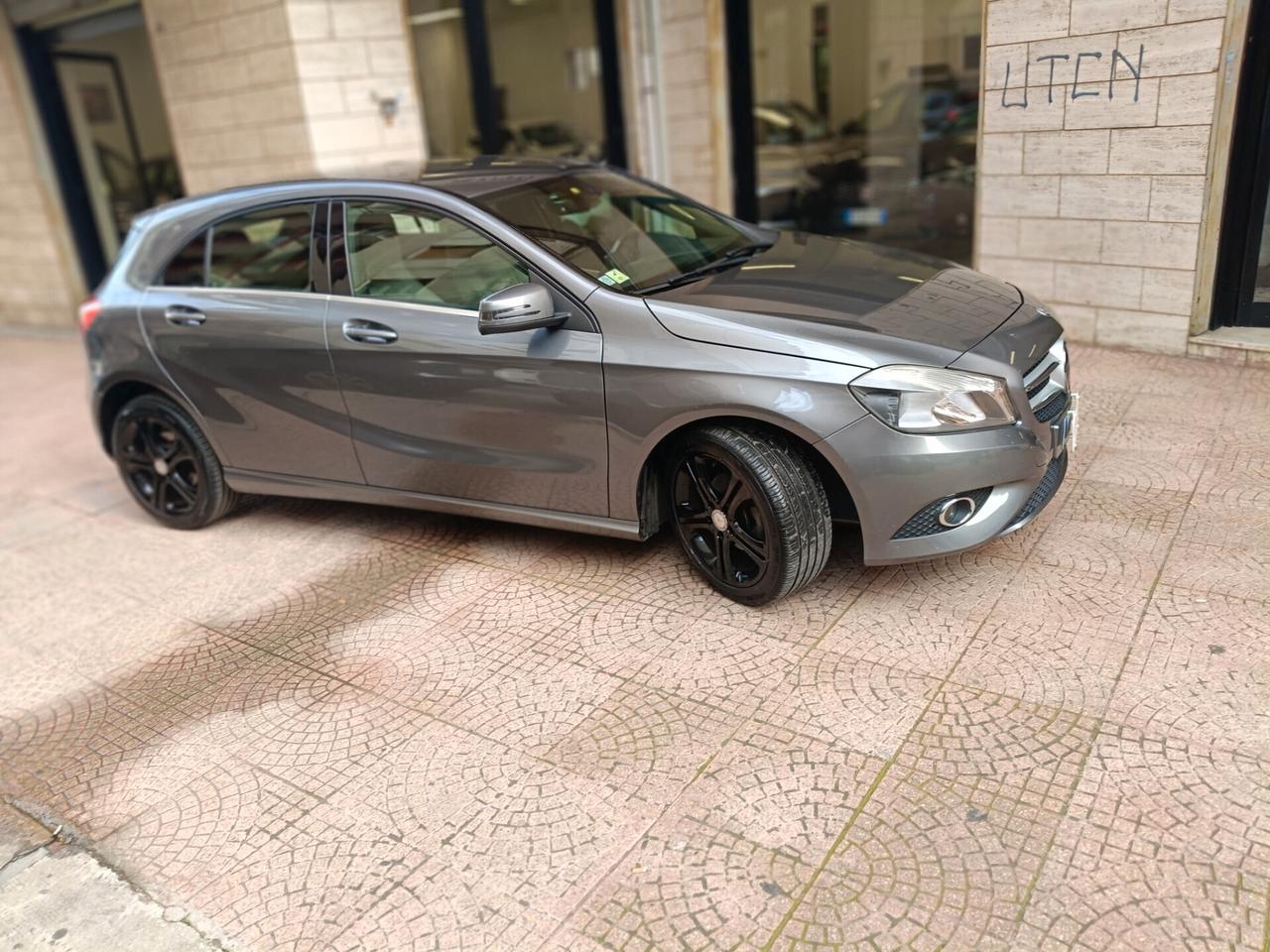 MERCEDES CLASSE A 1.5 CDISport-NEOPATENTATI-Euro9900-