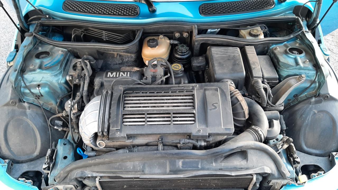 Mini Cooper S R53 2003