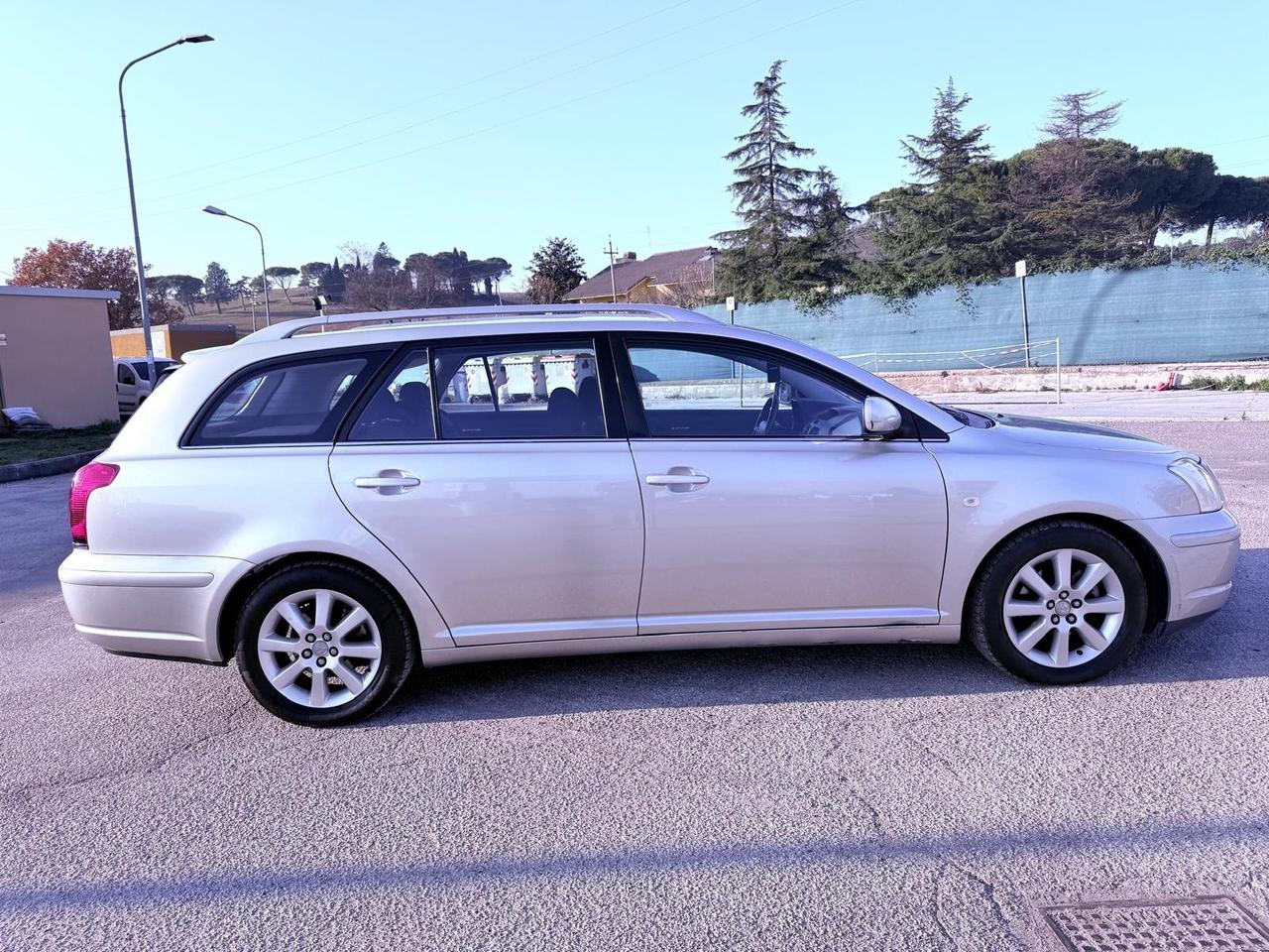 Toyota Avensis 1.8 16V Station Wagon